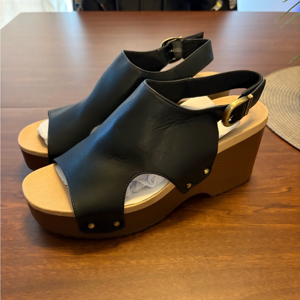 Dr Scholl’s Women's Wrenlee Platform Block Heel size 8